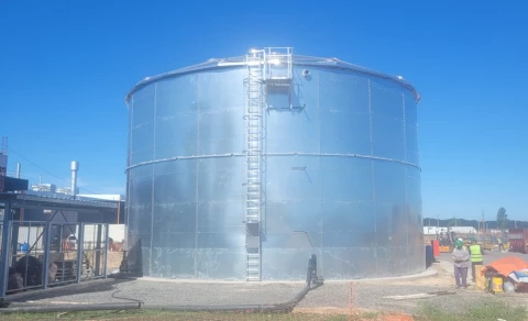 Tanque de agua alimentaria de 1357m3 en Buenos Aires
