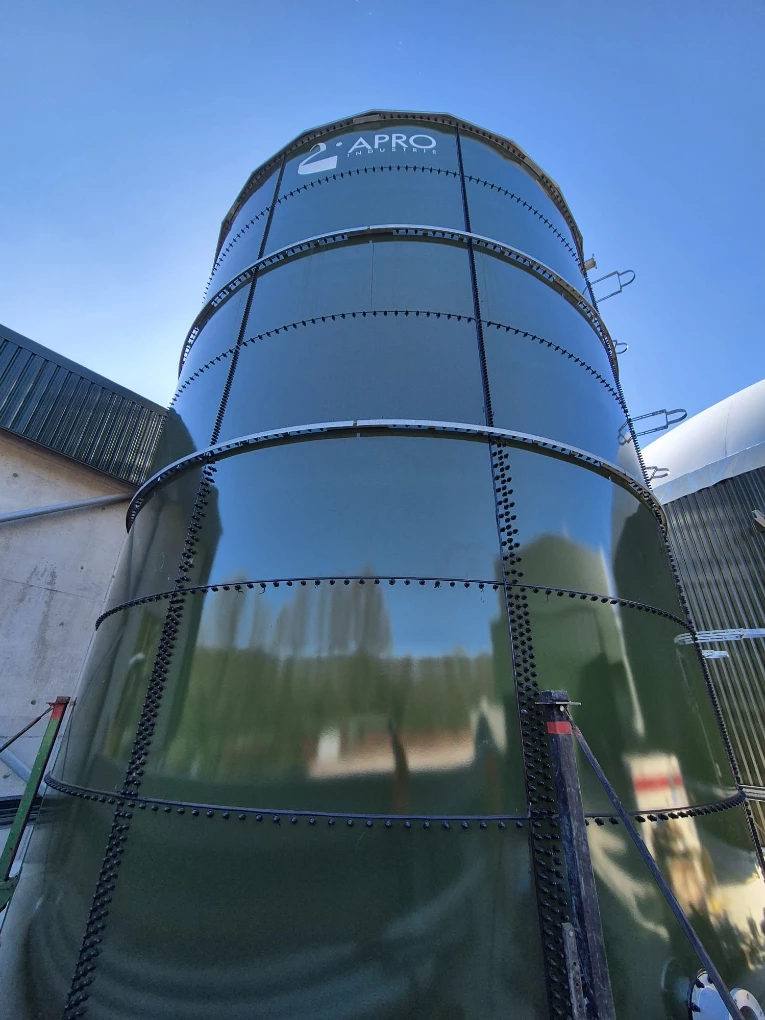 Tanque de almacenamiento de agua potable y de proceso en Winchester