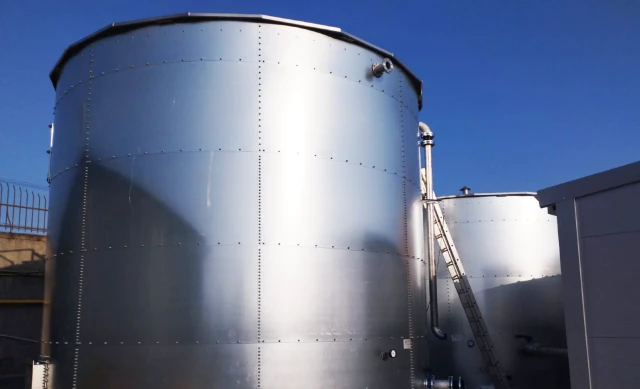 tanque de almacenamiento de agua alimentaria en Armenia