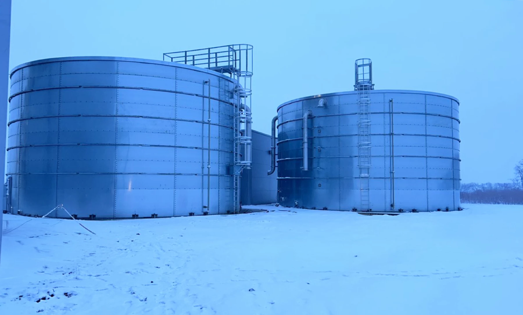 Tanques de aguas de proceso en Hungría